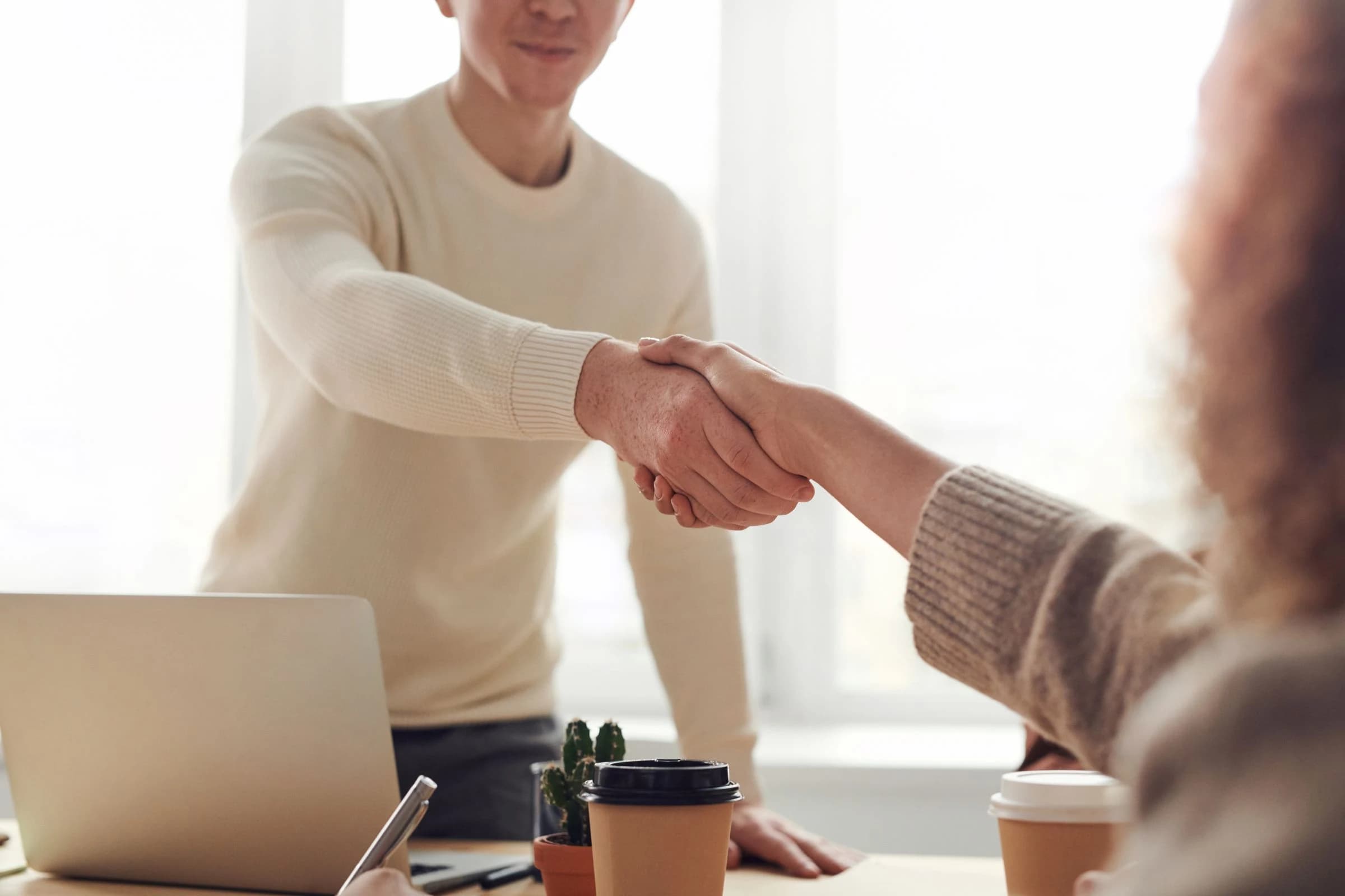 Operations Manager VA: people and practical workplace coordination